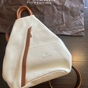 Cuoieria Fiorentina White & Tan Backpack